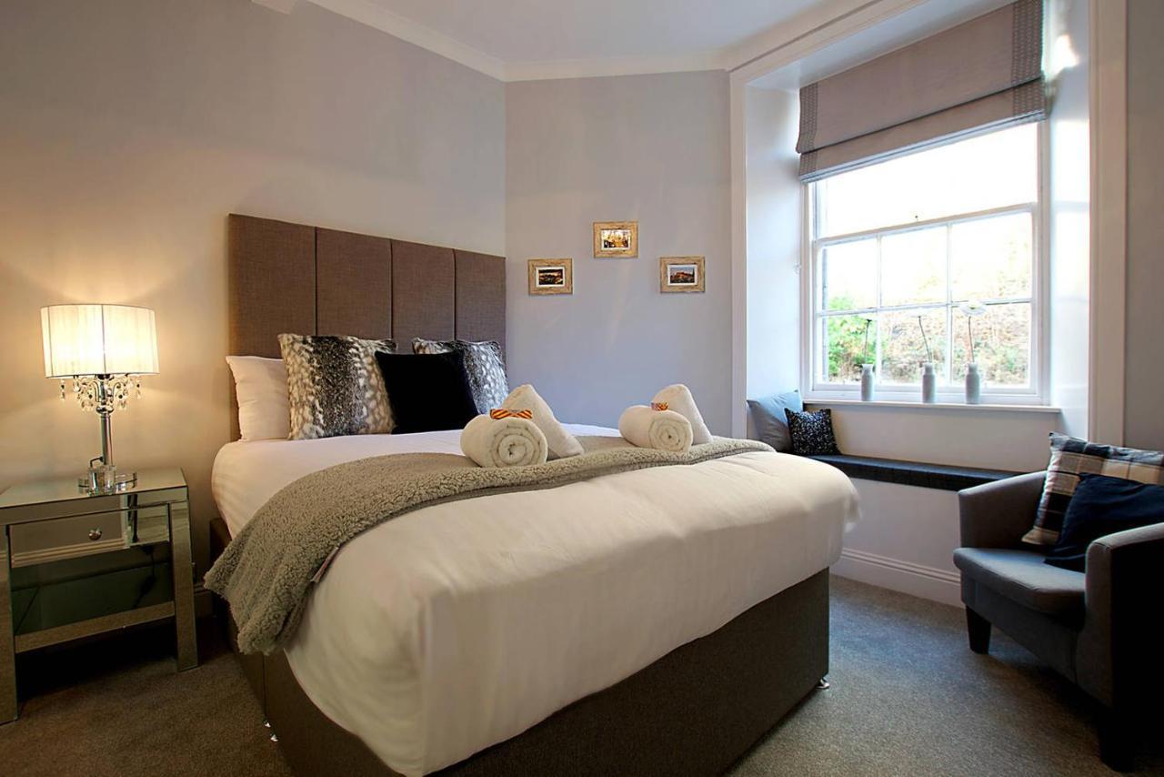 Joivy Unique Old Town Stay Under Edinburgh Castle Экстерьер фото