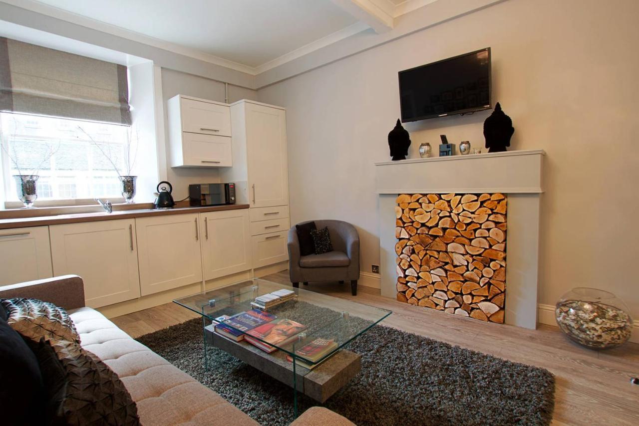 Joivy Unique Old Town Stay Under Edinburgh Castle Экстерьер фото