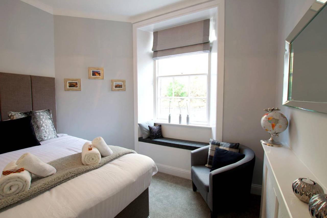 Joivy Unique Old Town Stay Under Edinburgh Castle Экстерьер фото
