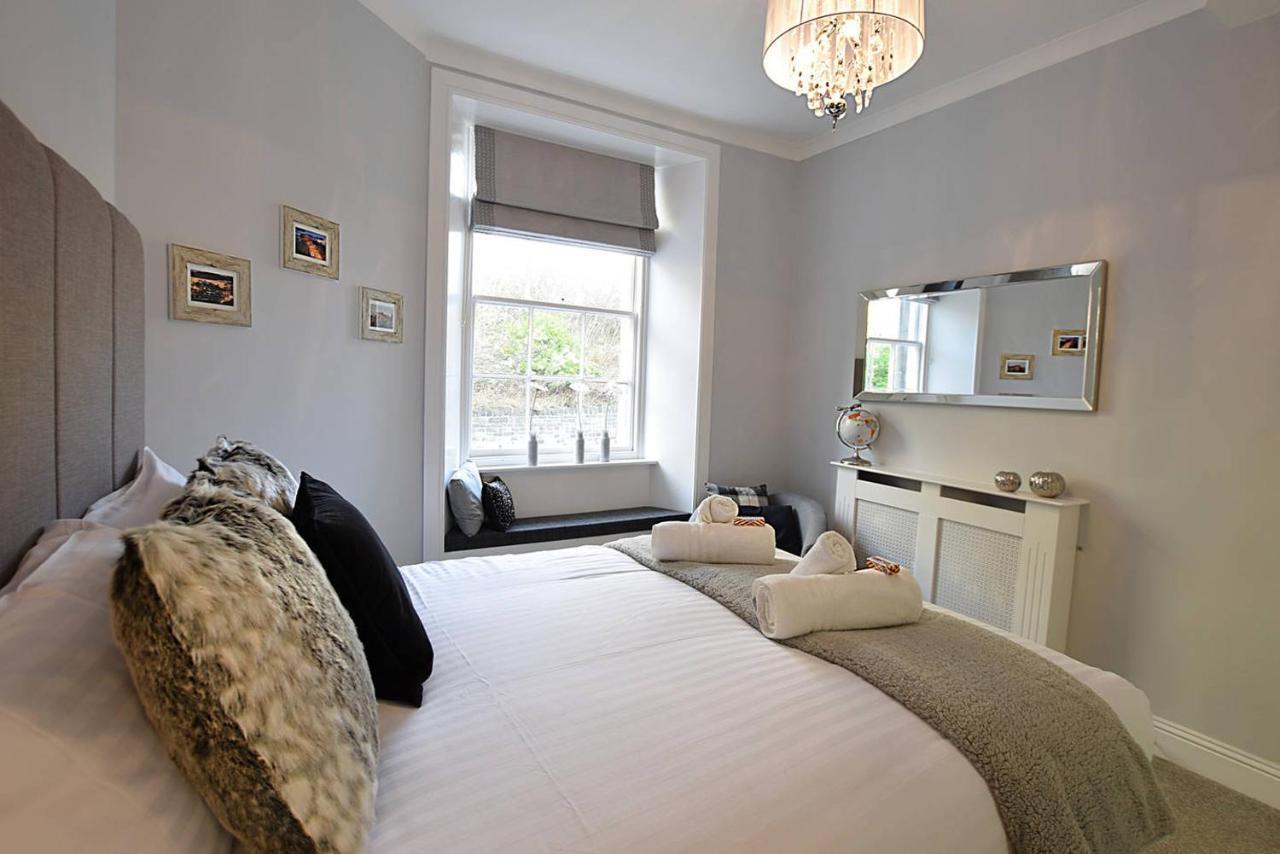 Joivy Unique Old Town Stay Under Edinburgh Castle Экстерьер фото